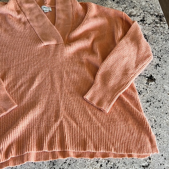 Aerie Women’s Oversized Hooded Sweater - Peach - Picture 3 of 4